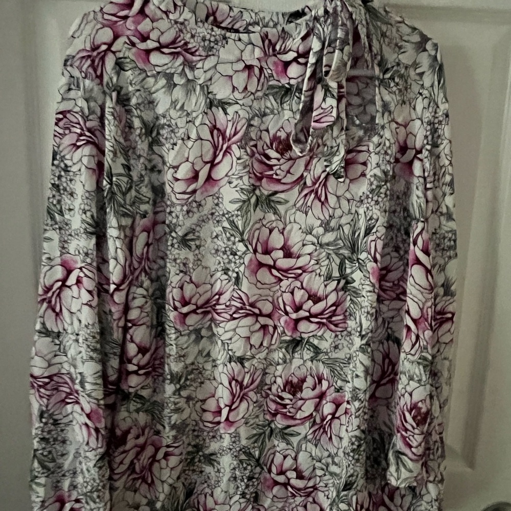 Torrid Pink and White Blouse with Elegant Design